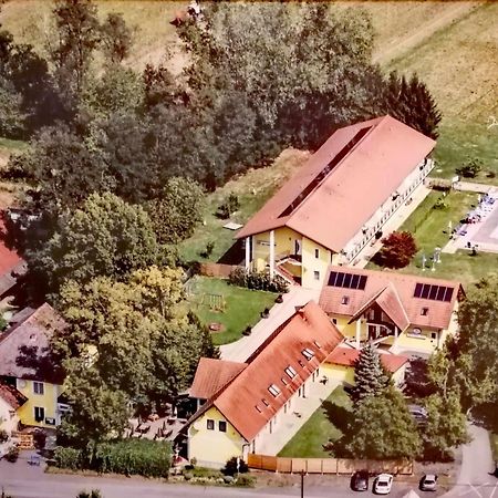 Gasthof Zum Lindenhof Bad Radkersburg Exteriör bild